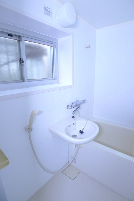 物件内観写真12　(バス／シャワールーム等)