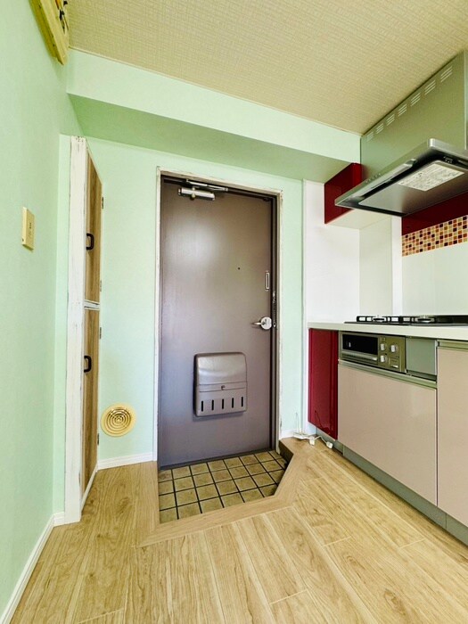 物件内観写真22　(玄関)