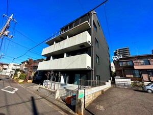 クロビル外観写真