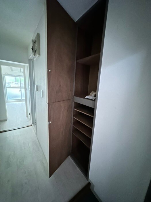 物件内観写真10　(靴箱)