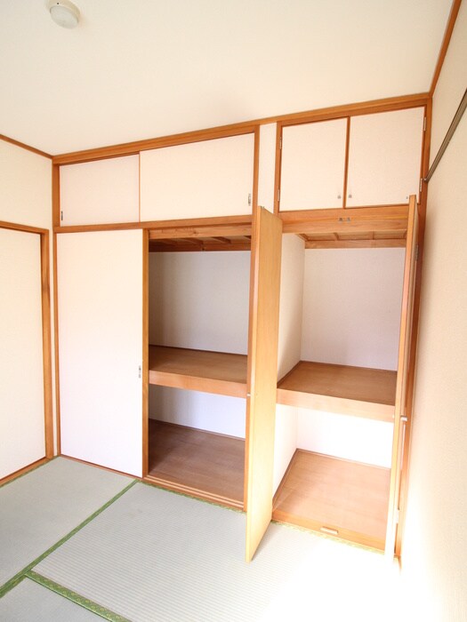 物件内観写真8　(収納)