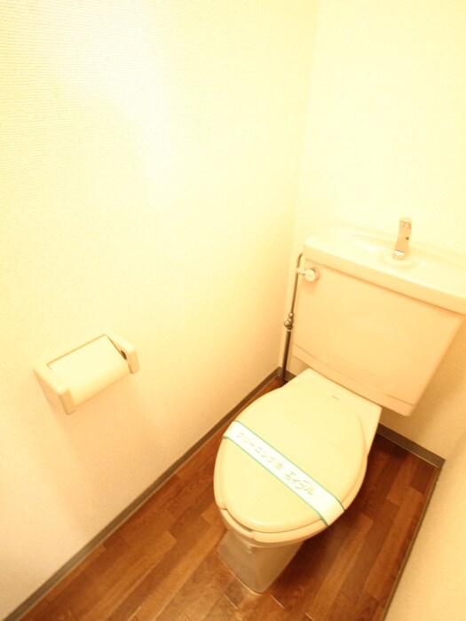 物件内観写真12　(トイレ)