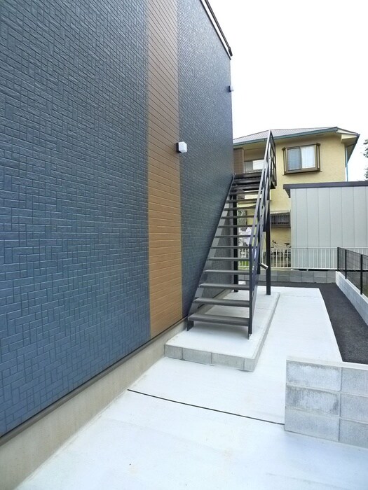 物件外観写真4　(建物設備)