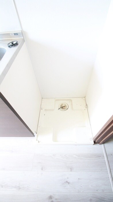 物件内観写真17　(洗濯機置場)