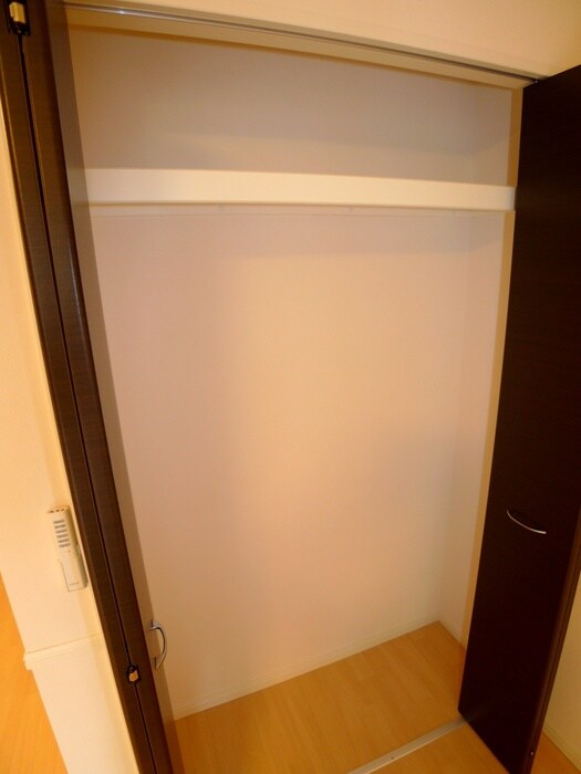 物件内観写真13　(収納)