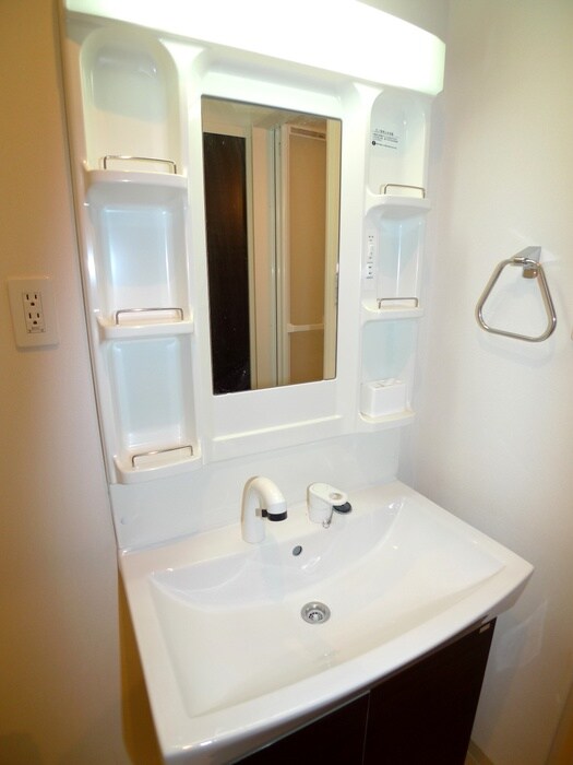 物件内観写真15　(洗面)