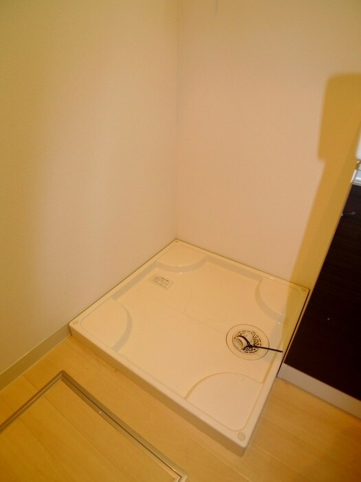 物件内観写真17　(洗濯機置場)