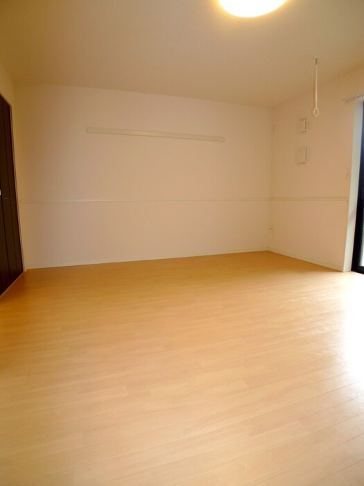 物件内観写真18　(居室)