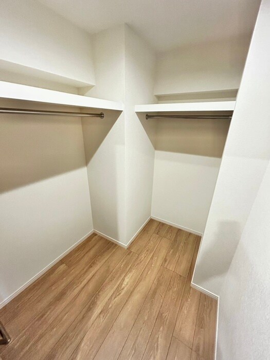 物件内観写真12　(収納)