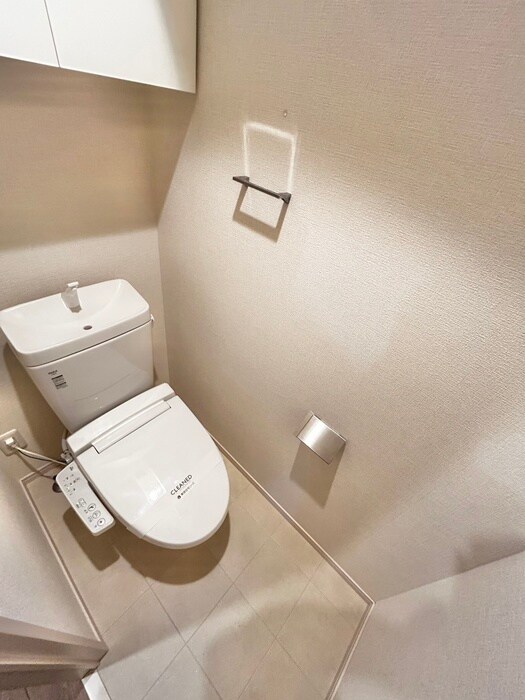 物件内観写真14　(トイレ)