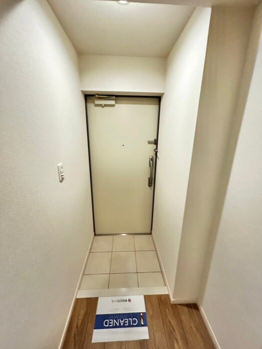 物件内観写真19　(玄関)