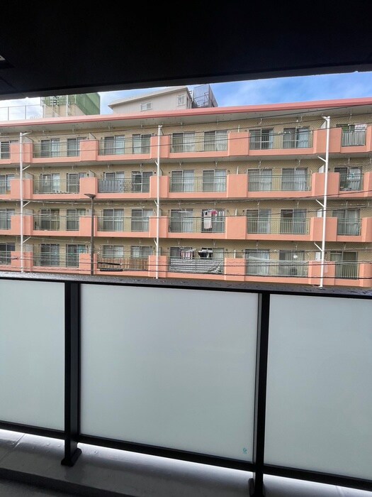 物件内観写真21　(室内からの展望)