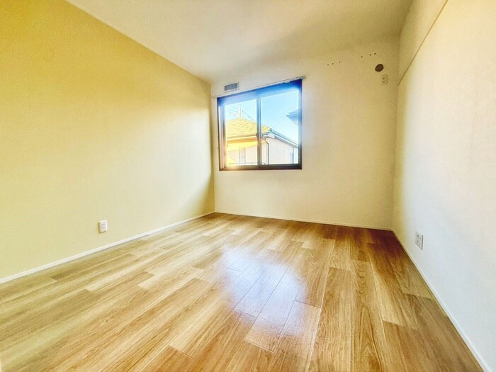 物件内観写真17　(居室)