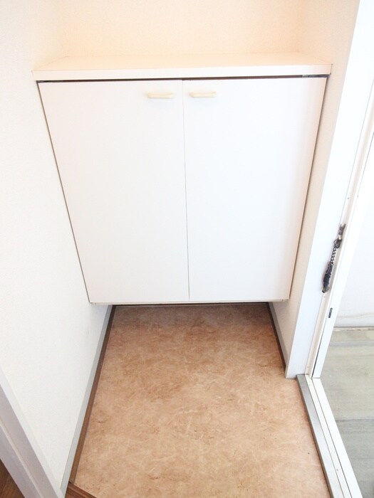 物件内観写真15　(靴箱)