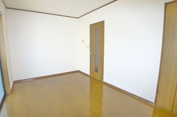 物件内観写真17　(居室)