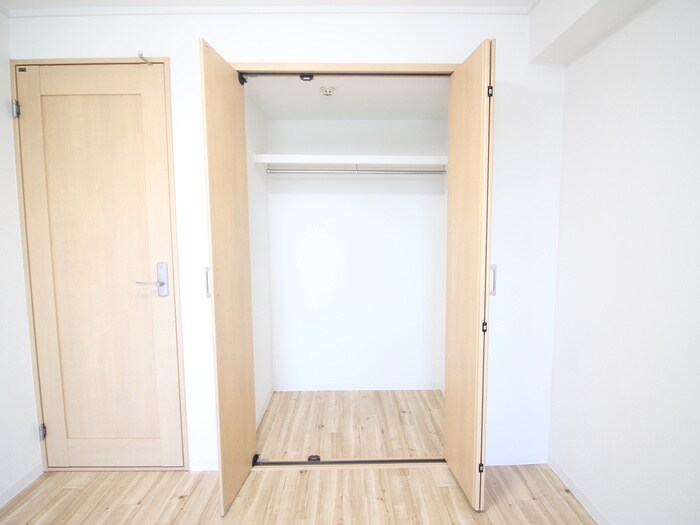 物件内観写真8　(収納)
