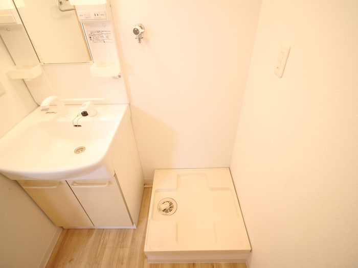 物件内観写真20　(洗濯機置場)