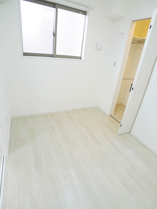物件内観写真9　(居室)