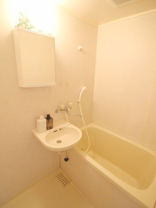 物件内観写真13　(バス／シャワールーム等)