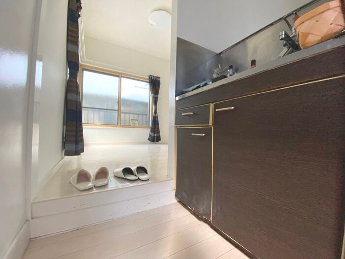 物件内観写真15　(玄関)