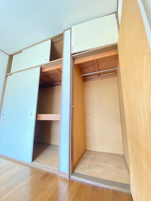 物件内観写真12　(収納)