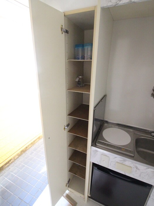 物件内観写真8　(靴箱)