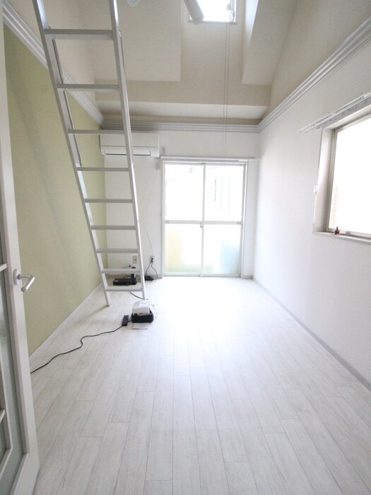 物件内観写真14　(居室)