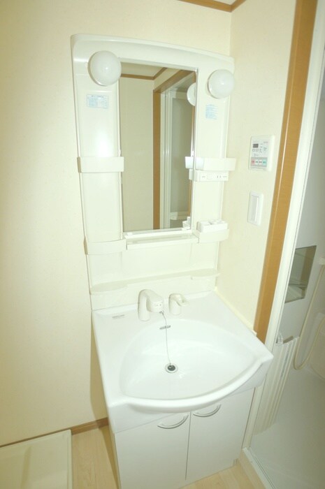 物件内観写真12　(洗面)