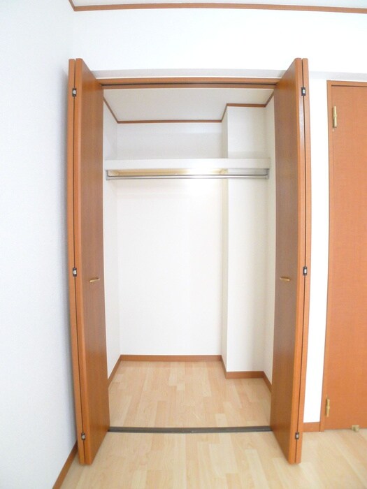 物件内観写真13　(収納)