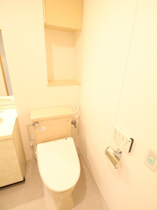 物件内観写真12　(トイレ)