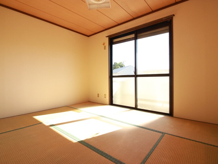 物件内観写真10　(居室)