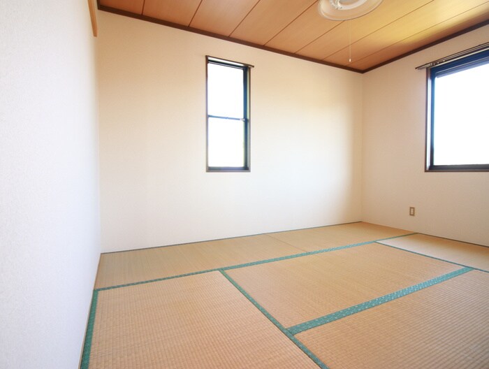 物件内観写真13　(居室)