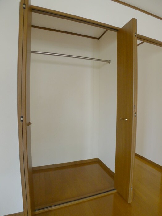 物件内観写真16　(収納)