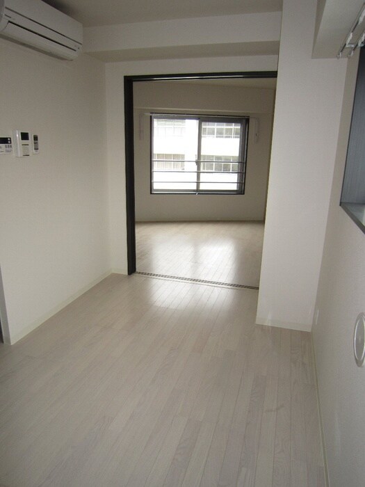 物件内観写真11　(居室)