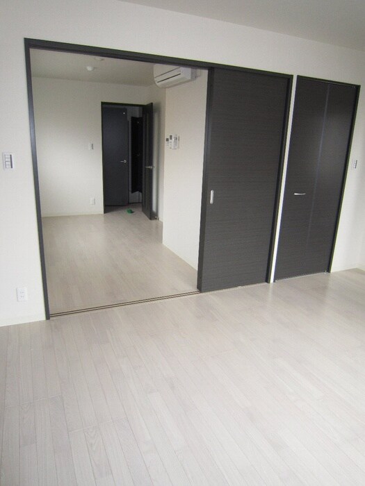 物件内観写真12　(内観写真)