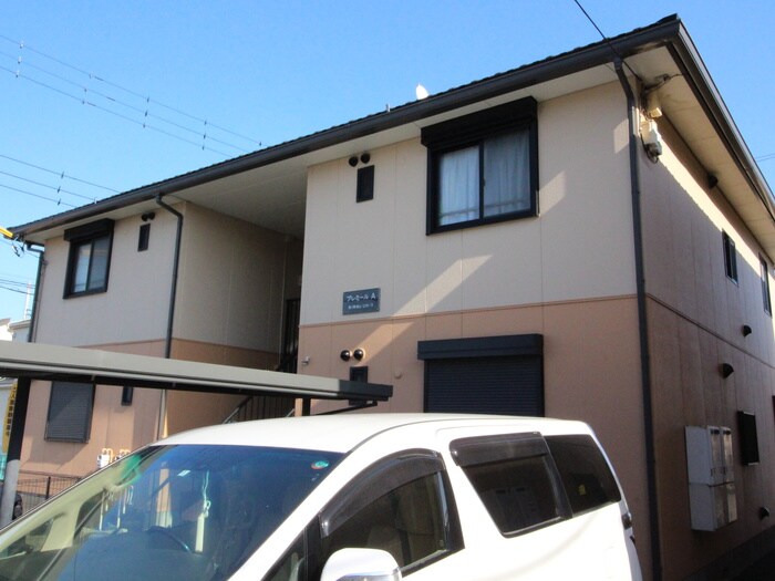 物件外観写真4　(エントランス部分)