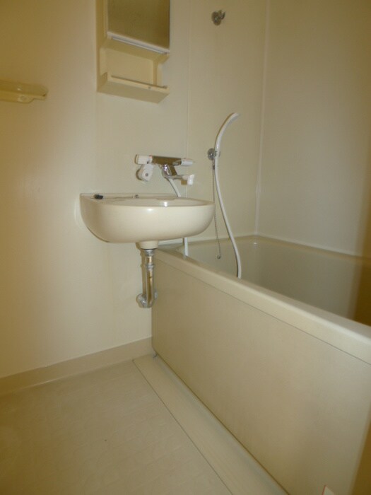 物件内観写真13　(バス／シャワールーム等)