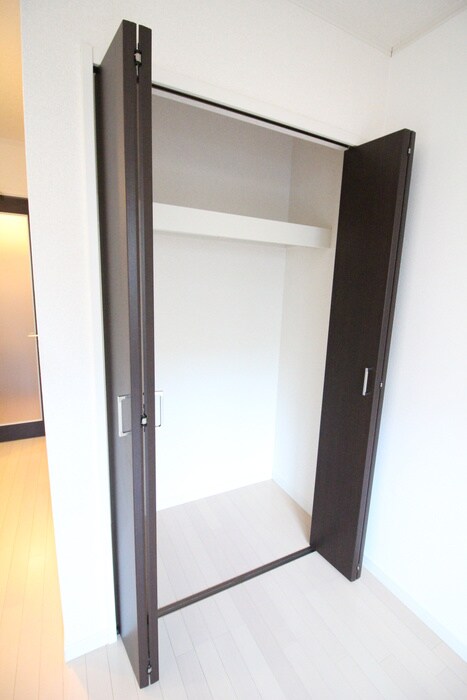 物件内観写真9　(収納)