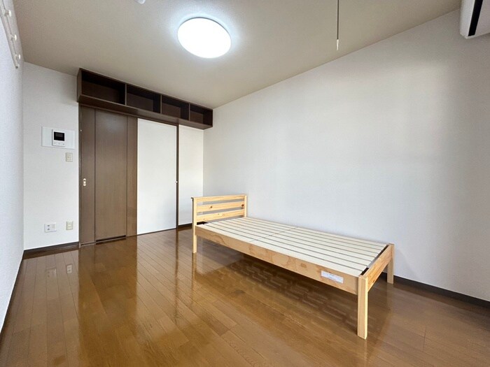 物件内観写真10　(居室)