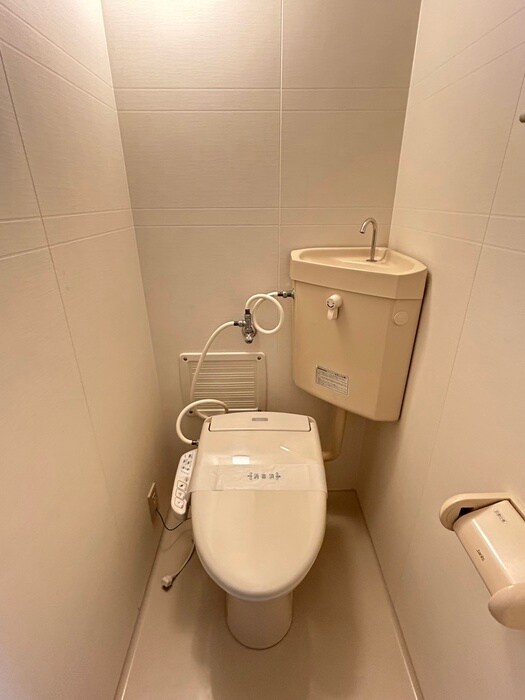 物件内観写真15　(トイレ)