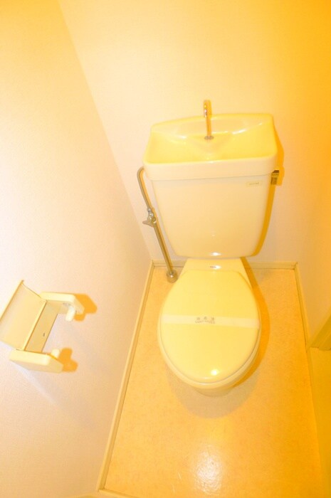 物件内観写真15　(トイレ)