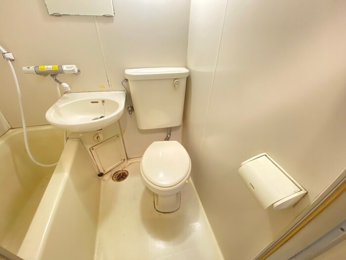 物件内観写真11　(トイレ)