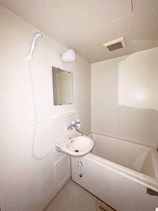 物件内観写真9　(バス／シャワールーム等)