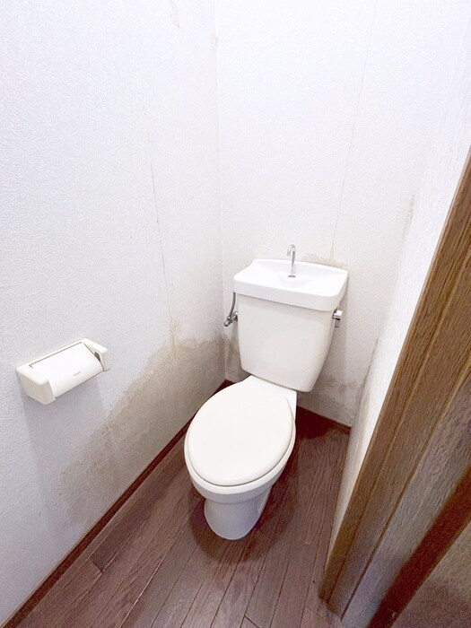 物件内観写真10　(トイレ)