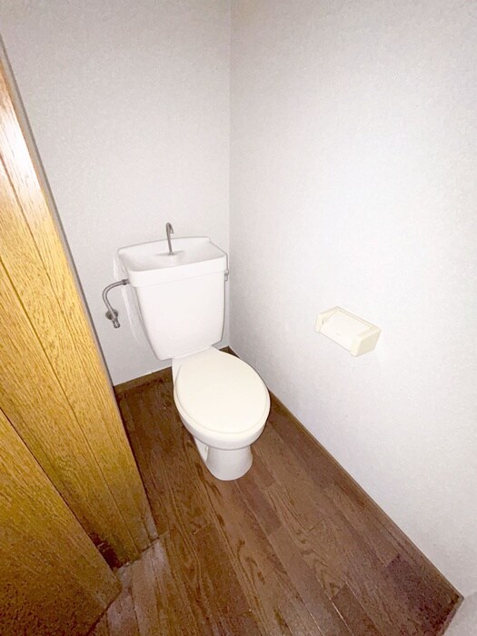 物件内観写真10　(トイレ)