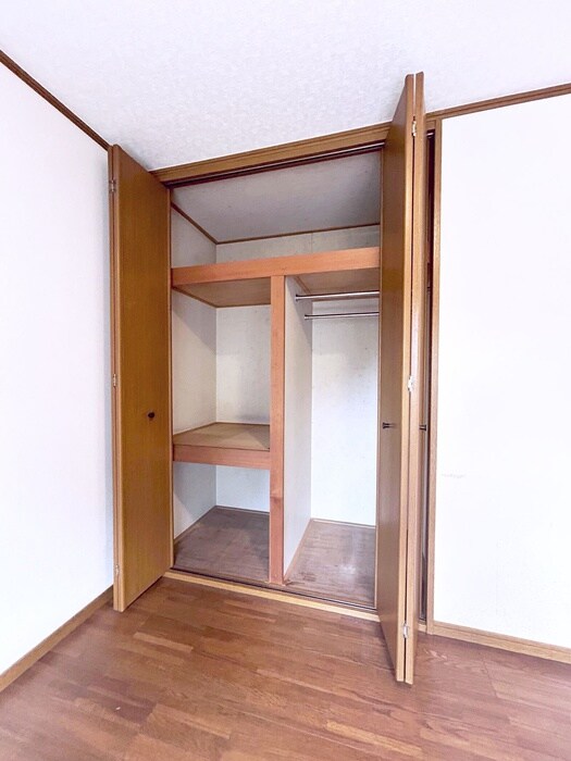 物件内観写真16　(収納)