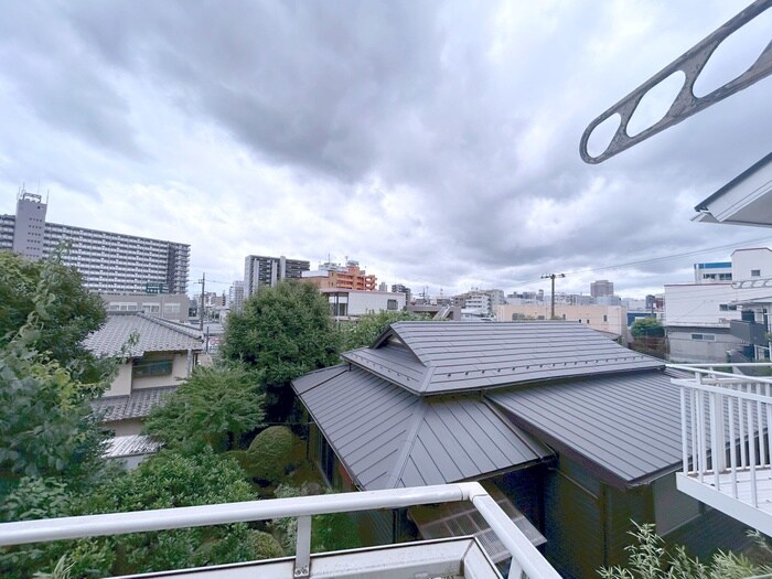 物件内観写真22　(室内からの展望)