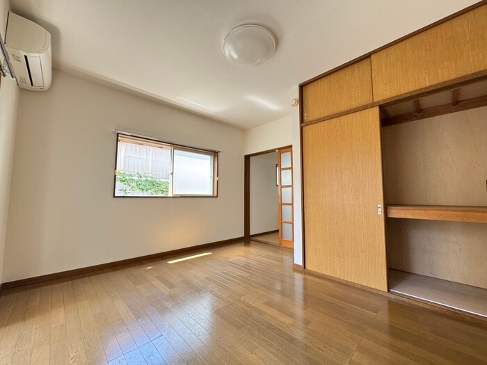 物件内観写真9　(居室)