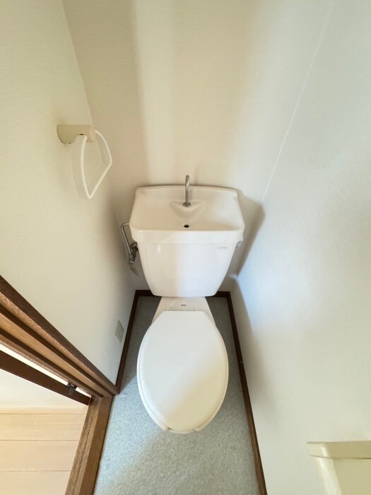 物件内観写真13　(トイレ)