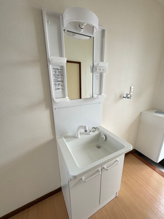 物件内観写真15　(洗面)